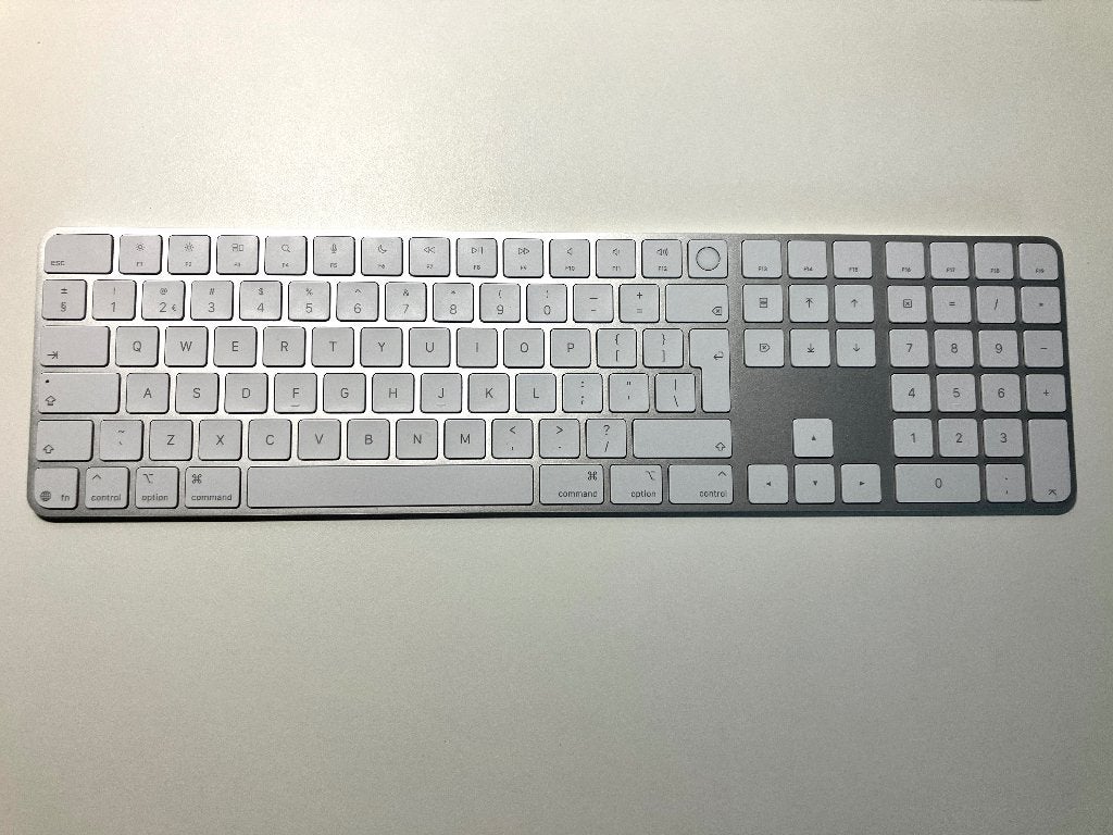 Apple Magic keyboard QWERTY (touchID + numeriek toetsenbord), Computers en Software, Numeriek gedeelte, Nieuw, Ophalen of Verzenden