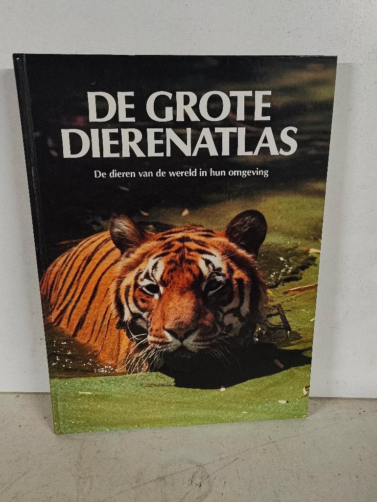 De grote dierenatlas, Boeken, Natuur, Ophalen of Verzenden, Zo goed als nieuw
