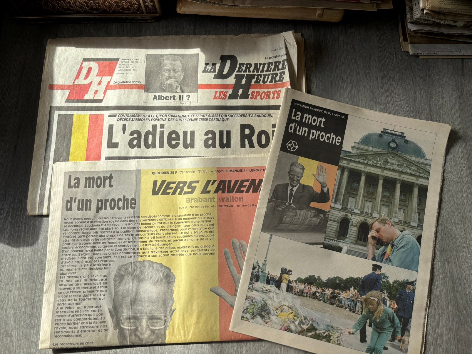 Lot jour histor RB- décès Baudouin 93 et accession Albert II, Collections, Enlèvement ou Envoi, Utilisé