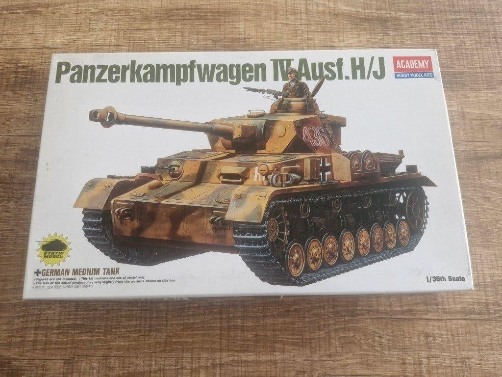 Academy 1/35 Panzerkampfwagen IV Ausf. H/J, Overige merken, Tank, 1:32 tot 1:50, Nieuw