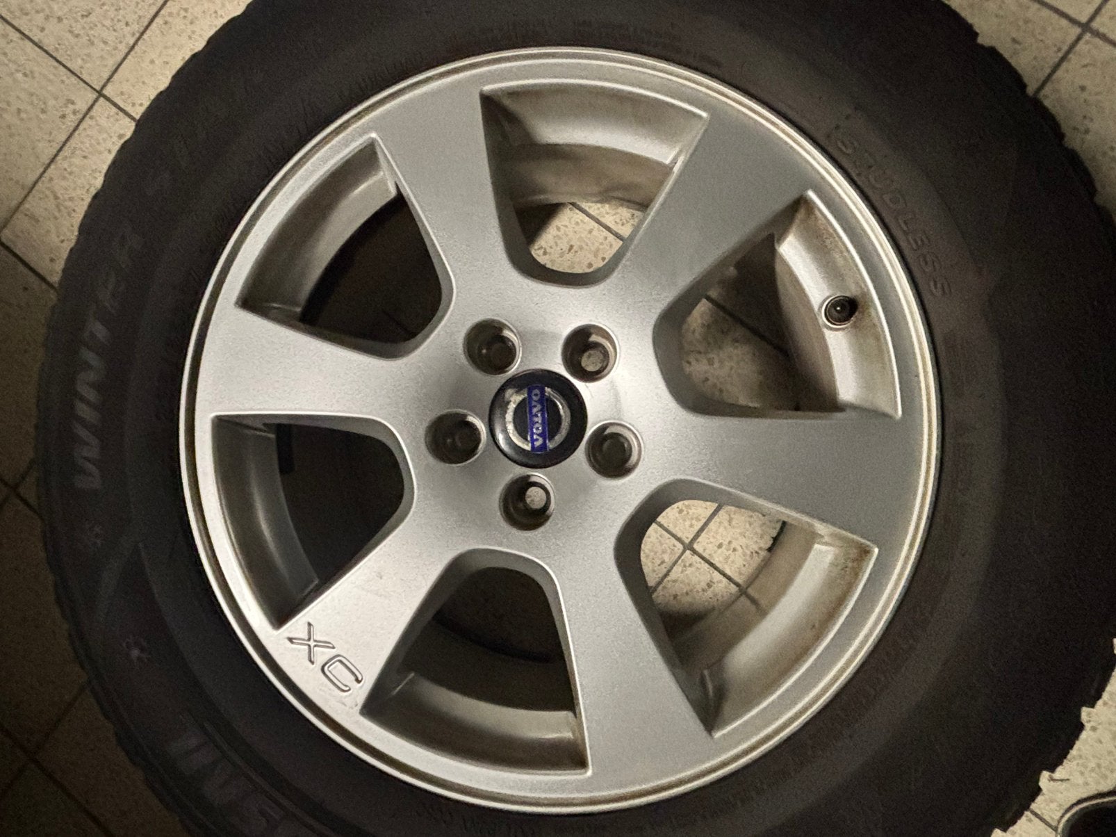 Volvol XC60 winterwielen en banden, Auto-onderdelen, Ophalen, Velg(en), 17 inch, Winterbanden