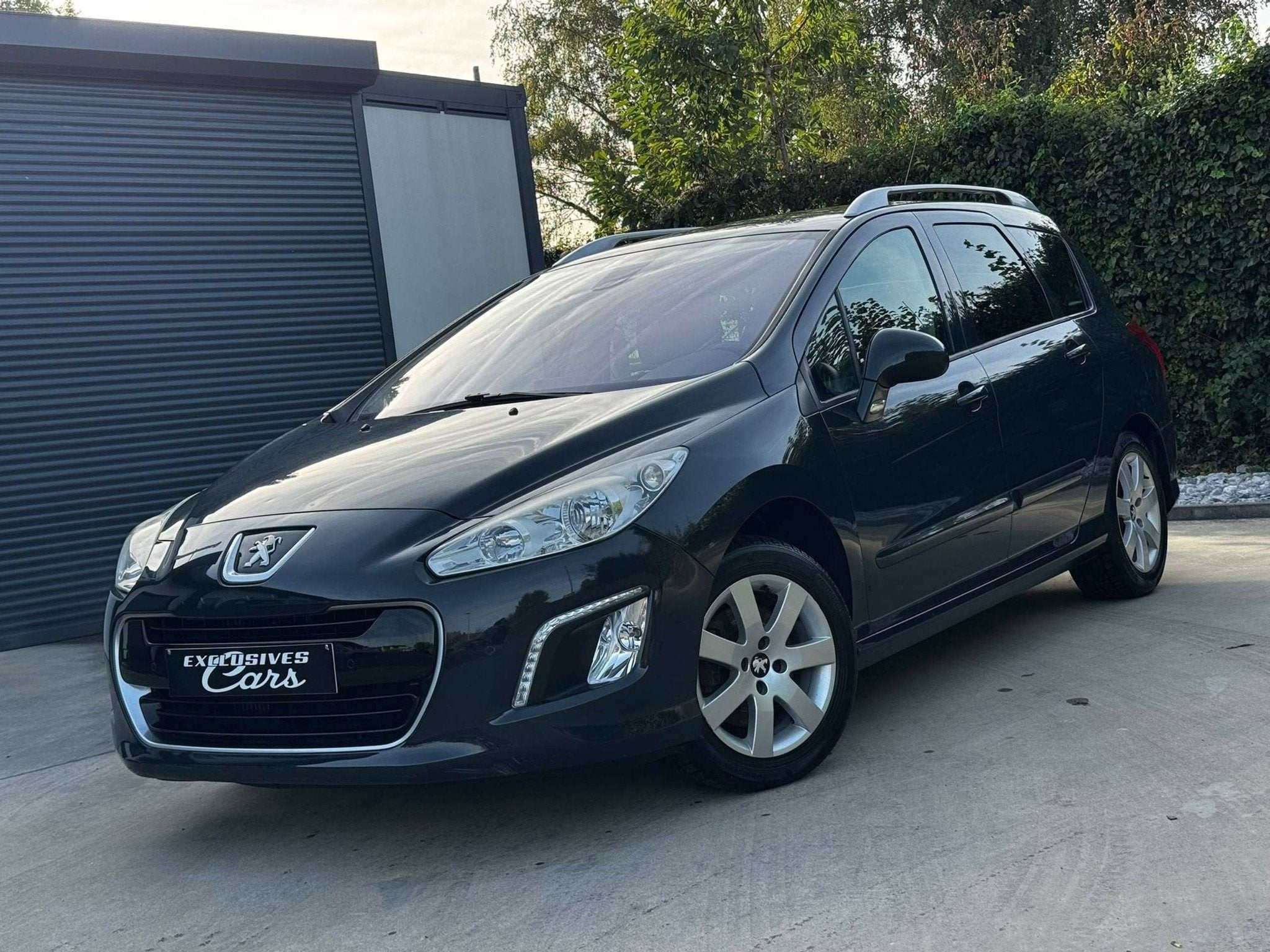 Peugeot 308 SW 1.6 THP ALLURE TOIT PANO GPS ! PROBLEME MOTEU, https://public.car-pass.be/vhr/caf8c4c8-6fcd-4145-beae-025747f855f8