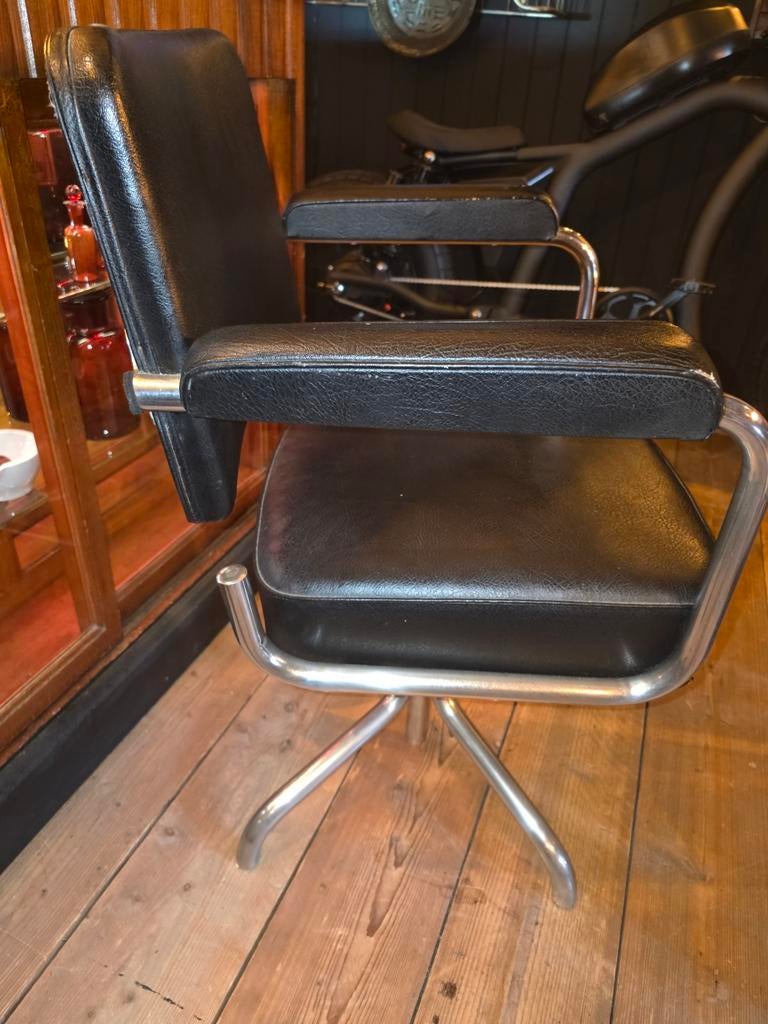 Prachtige vintage draaistoel Stefano jaren 60 ..zit zalig !, Huis en Inrichting, Ophalen, Bureaustoel
