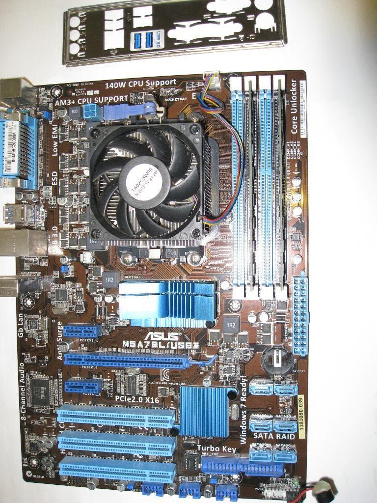 moederbord + 4gb ram + athlon II x4 640 cpu, Computers en Software, Ophalen, DDR3, Socket AM3, AMD