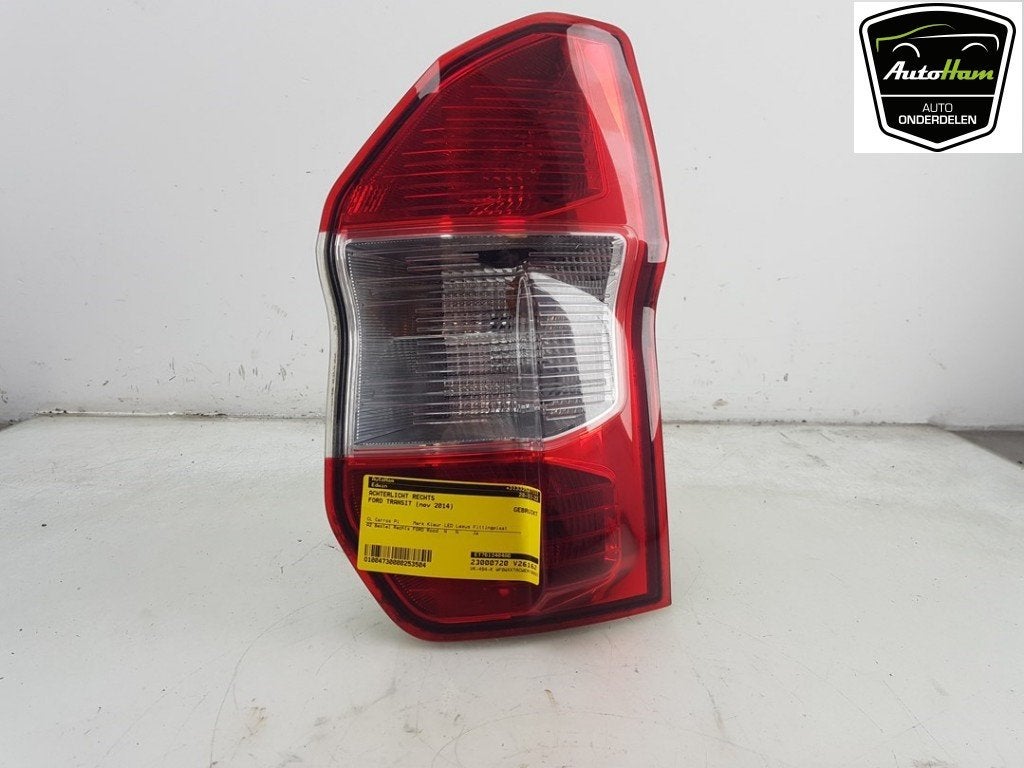 FEU ARRIÈRE DROIT Ford Transit Courier (01-2014/12-2023), Utilisé, Ford