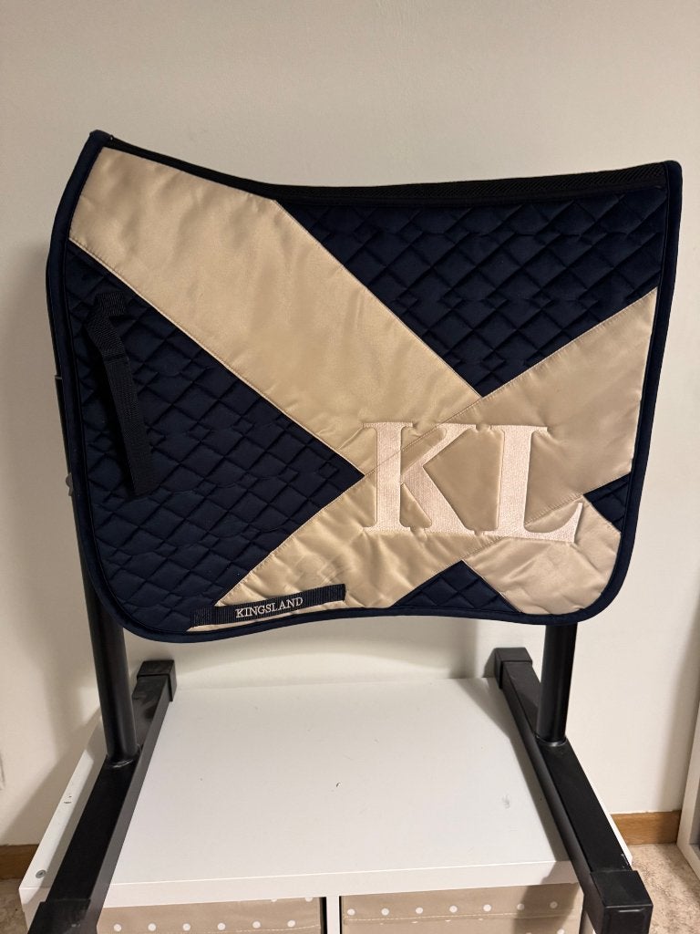 Kingsland dekje dressuur, Animaux & Accessoires, Chevaux & Poneys | Couvertures & Couvre-reins, Tapis de dressage, Bleu, Extra Full (XL)