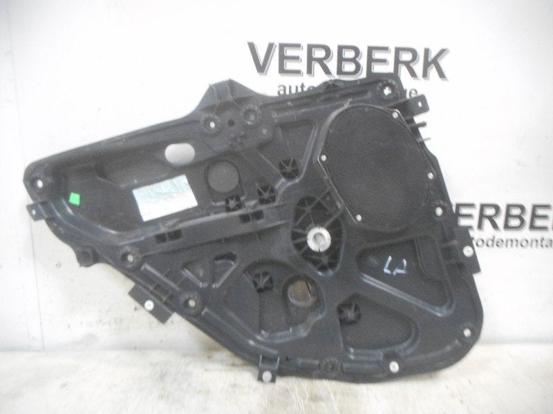 RAAMMECHANIEK HAND LINKS ACHTER Fusion (2s61 a045h23-a), Gebruikt, Henry-Ford-Straße  1
50735  Köln, DE, Ford-Werke GmbH, Kunden@ford.com