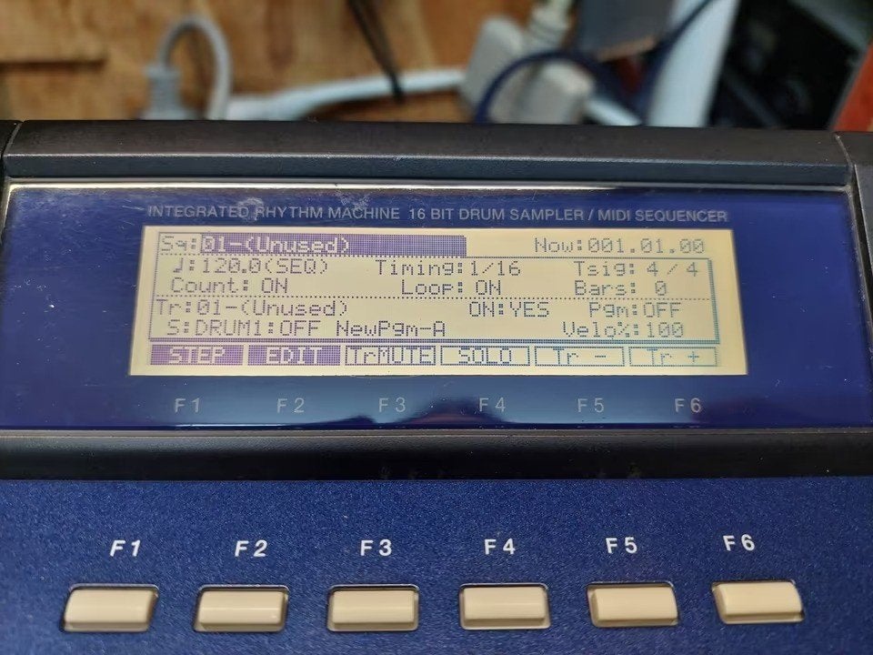 Akai MPC 2000 XL MCD blau, Cardreader 32MB, Ophalen of Verzenden, Zo goed als nieuw