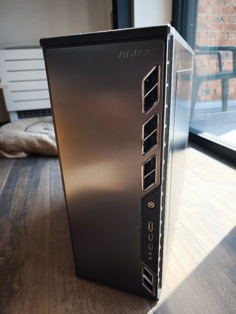Desktop i7 3,06 GHz/12 Go de RAM/2 To SSD/GTX1050/Win11 Pro, Comme neuf, Gaming, Custom build, SSD