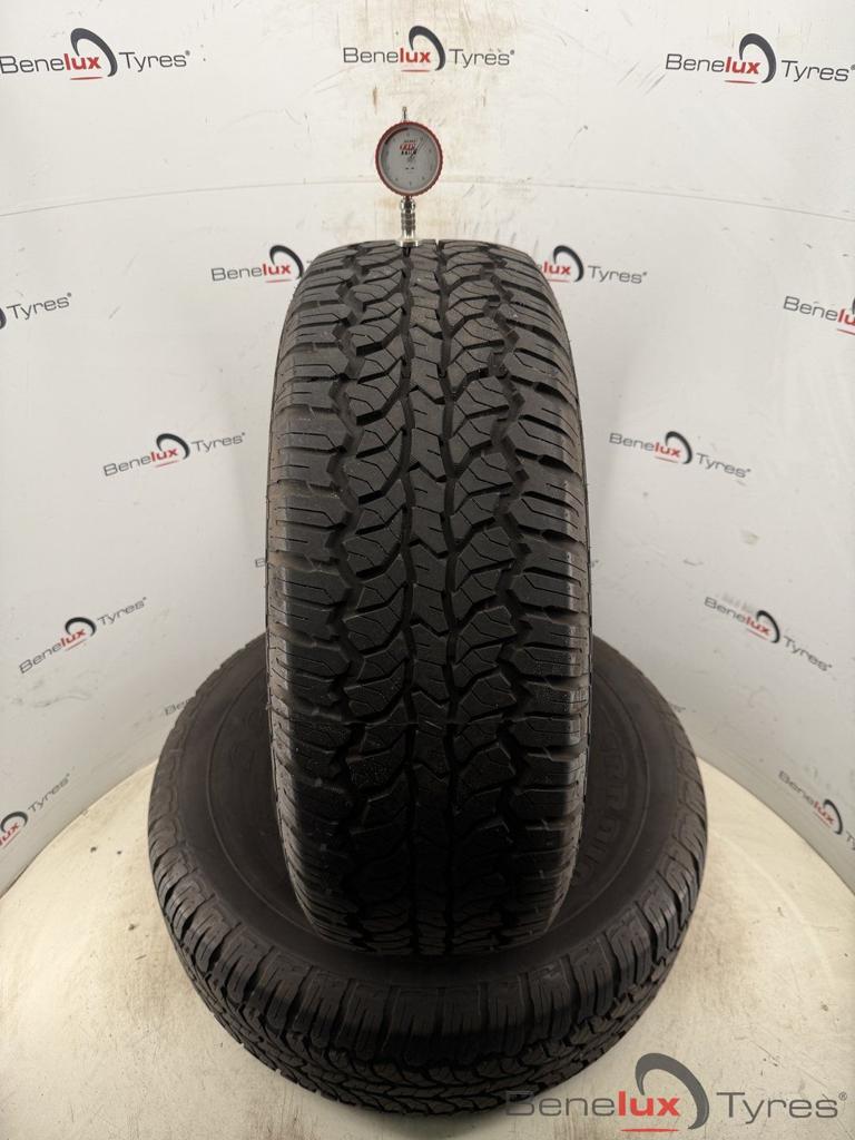 P265/70R15 112T Aplus 265/70R15 265/70 R15 265/70/15 2657015, Auto-onderdelen, Banden en Velgen, Band(en), Zomerbanden, 15 inch