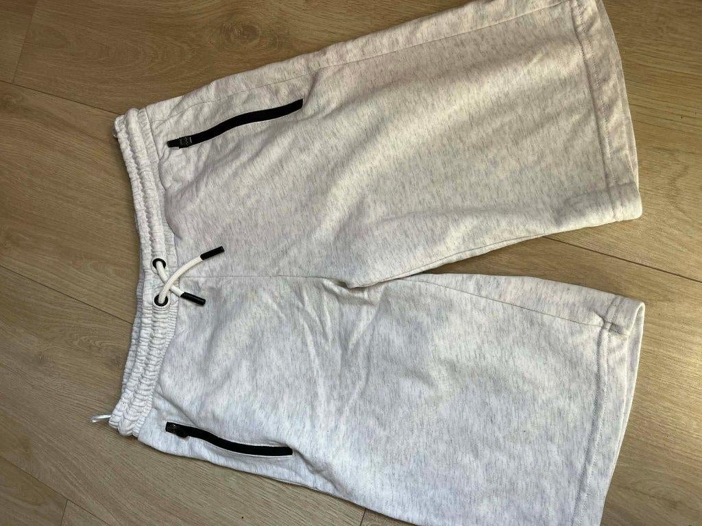 short creme 170 c&a, Kinderen en Baby's, Kinderkleding | Maat 170, Ophalen of Verzenden, Gebruikt, Jongen, Broek