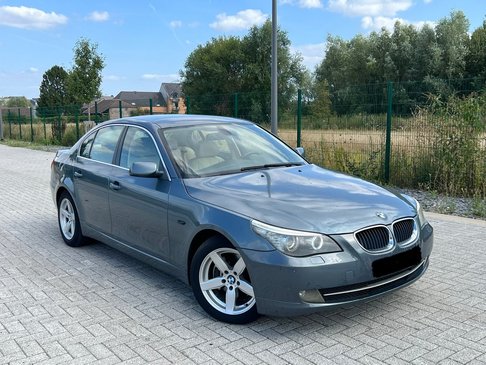 2009 bmw 520D  EURO 5 AUTOMATIC 130kw 177bhp, Autos, Euro 5, Achat, Capteur de stationnement, Diesel