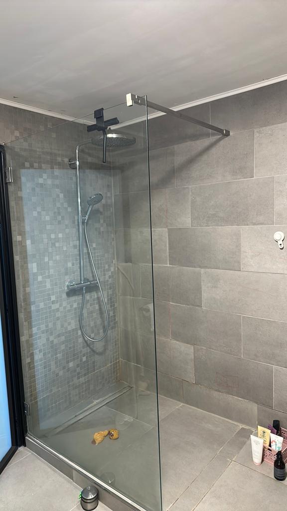Douchewand 120cm veiligheids glas, Ophalen, Zo goed als nieuw