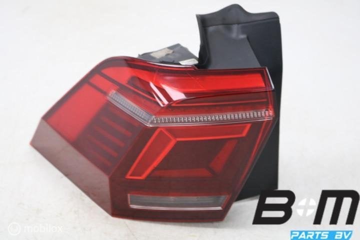 LED achterlicht LA (buitenste) VW Tiguan 3 FL R 5NA945207J, Auto-onderdelen, Verlichting, Gebruikt