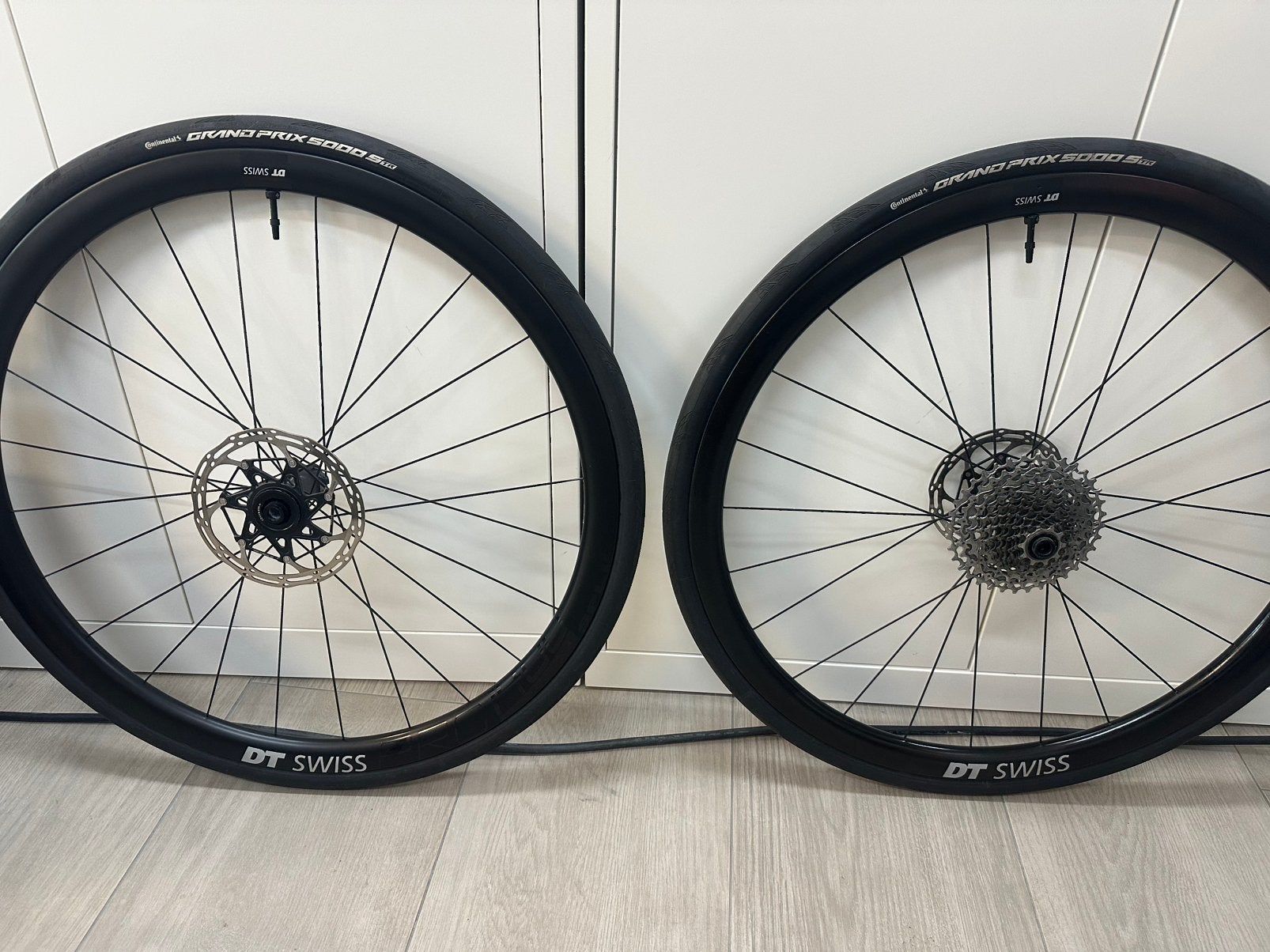 DT SWISS carbon velgen PRC 1400 spline. Zeer weinig gebruikt, Fietsen en Brommers, Ophalen, Zo goed als nieuw, Carbon