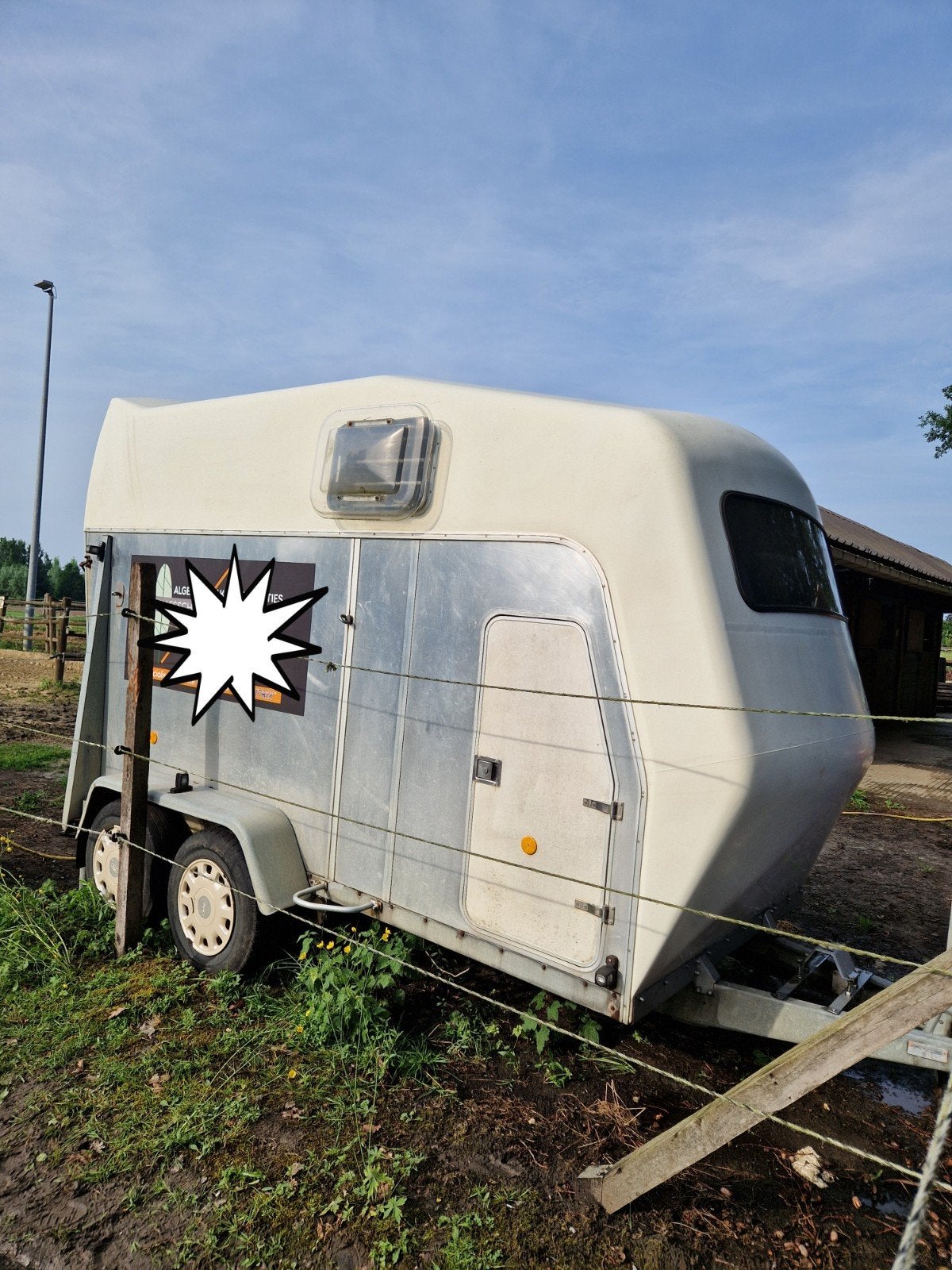 Brenderup trailer met zadelkamer 2 paards, Dieren en Toebehoren, Ophalen