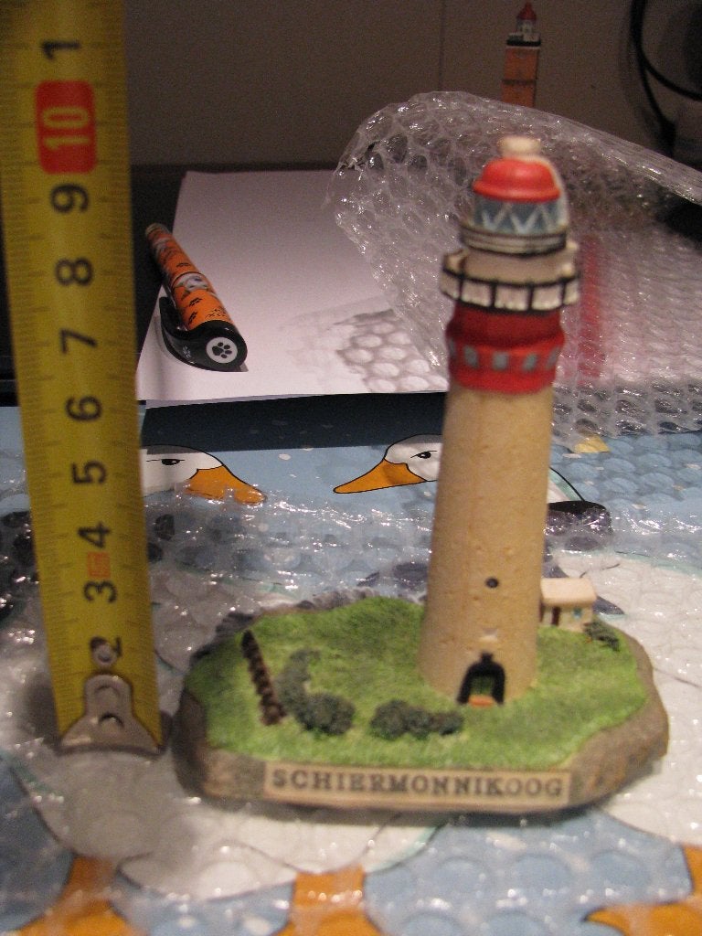 vuurtoren beeldje Nederland - Schiermonnikoog, Ophalen of Verzenden, Zo goed als nieuw, Schaalmodel
