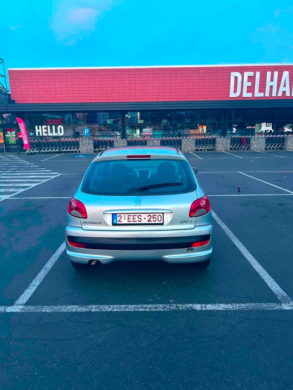 Peugeot 206, Autos, 1124 cm³, Achat, Boîte manuelle, Noir