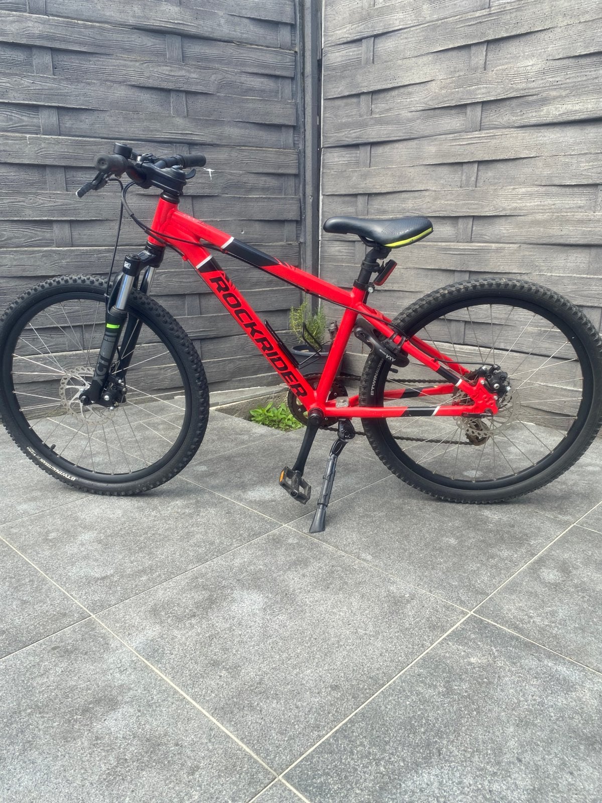 B-Twin Rockrider ST900.  24 inch jongensfiets, Ophalen, Zo goed als nieuw, 24 inch, Versnellingen