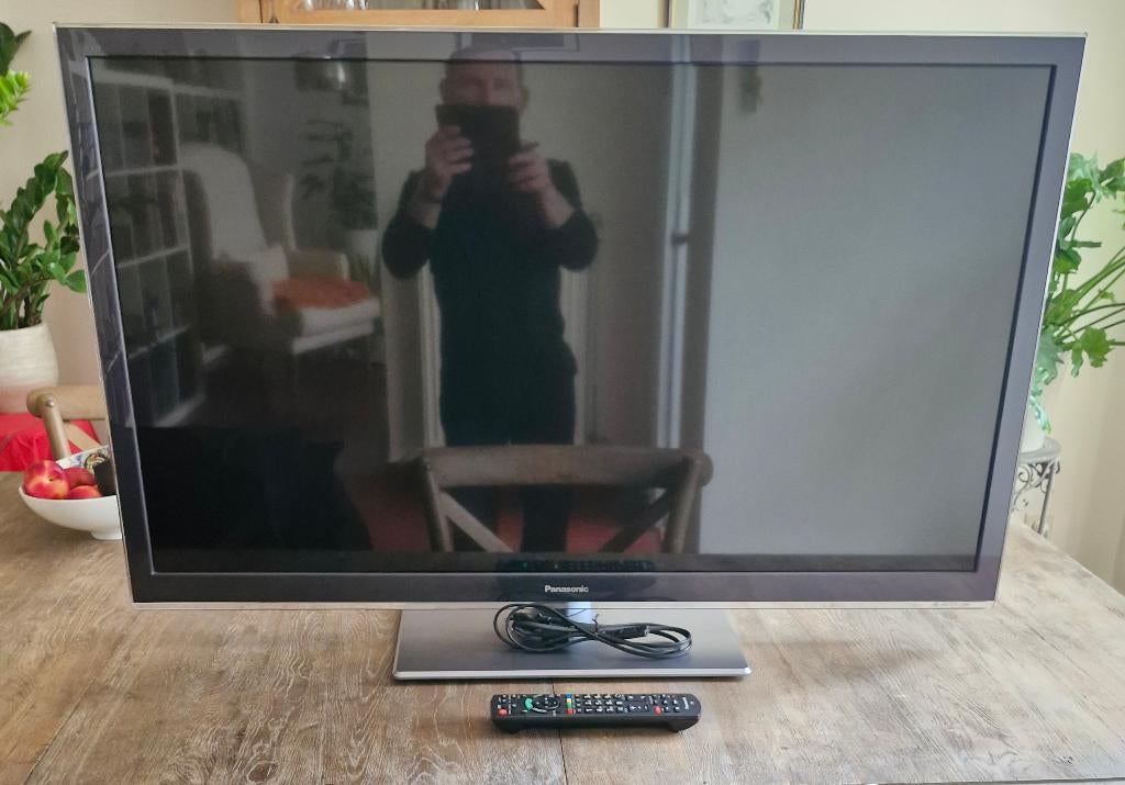 TV scherm Panasonic 3d, Audio, Tv en Foto, Televisies, Panasonic, LCD, Ophalen of Verzenden, Zo goed als nieuw