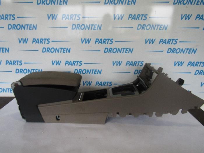 Armleuning van een Volkswagen Passat, Gebruikt, -, Volkswagen, -