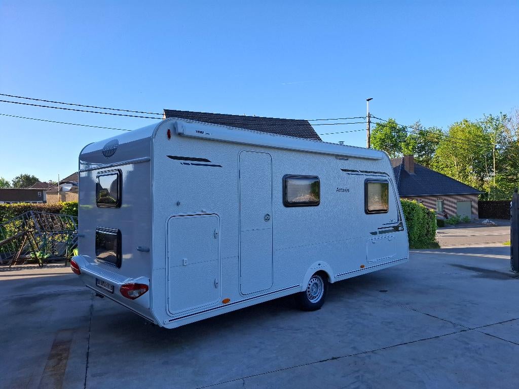 Caravan Caravelair Family 486 - zo goed als nieuw!, Treinzit, Particulier, Kachel, 6 tot 7 meter