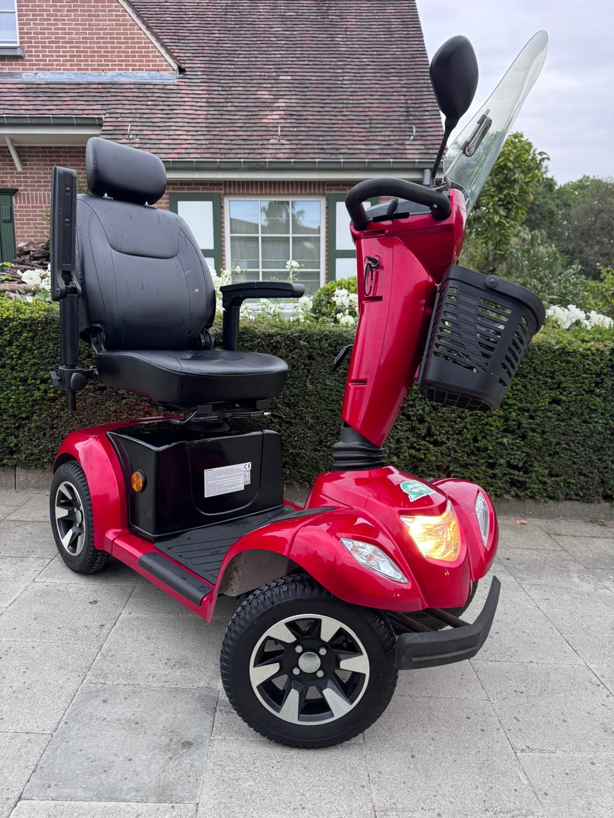 Vermeiren Carpo 4LTD rode Nieuwe Scootmobiel invalidescooter, Diversen, Ophalen of Verzenden, Inklapbaar, Zo goed als nieuw, Elektrische rolstoel