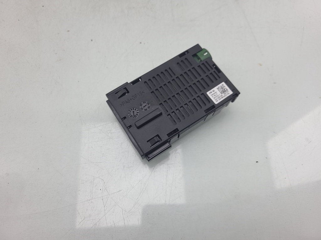 AUX/USB POORT Volkswagen Polo VI (AW1) (|2G6035736|), Dhr. J. Ham, Gebruikt, Volkswagen, Administratie@autoham.nl