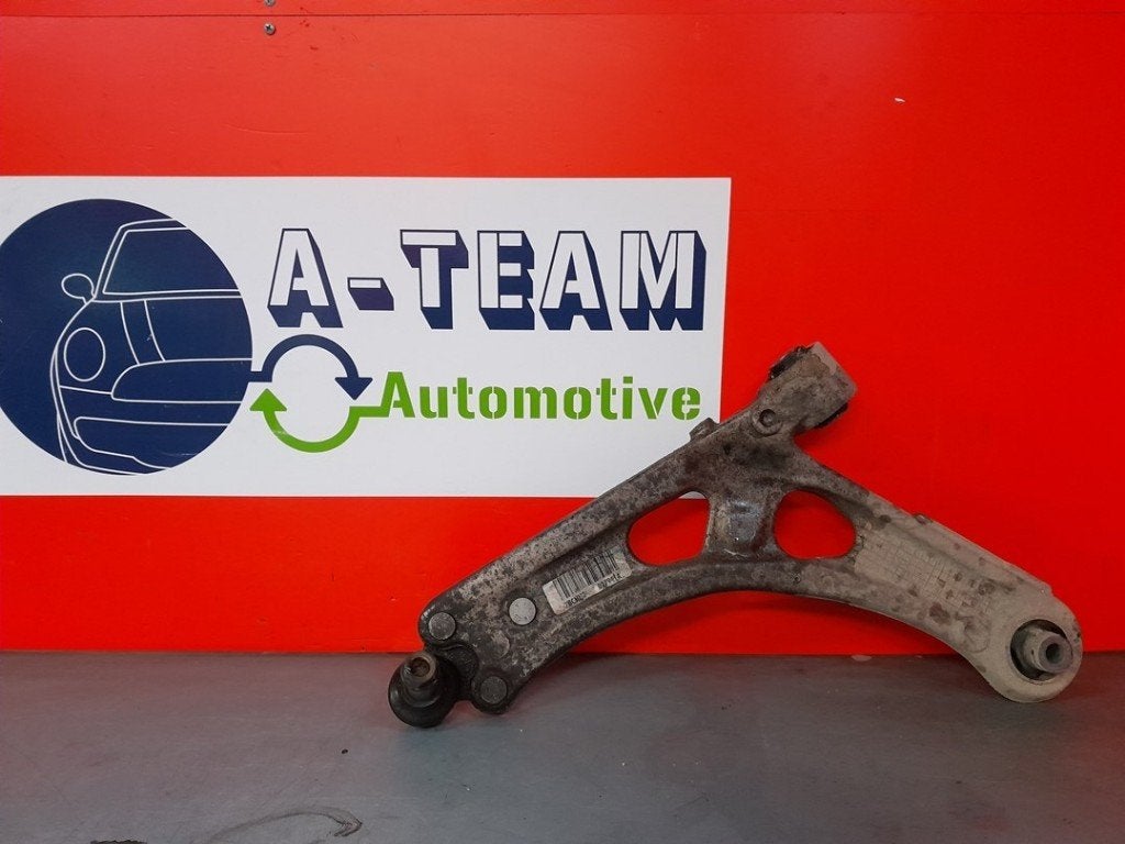 DRAAGARM LINKS VOOR Opel Combo Cargo (01-2018/04-2021), Gebruikt, Opel, Opel Automobile GmbH, Kontakt-opel@opel.com