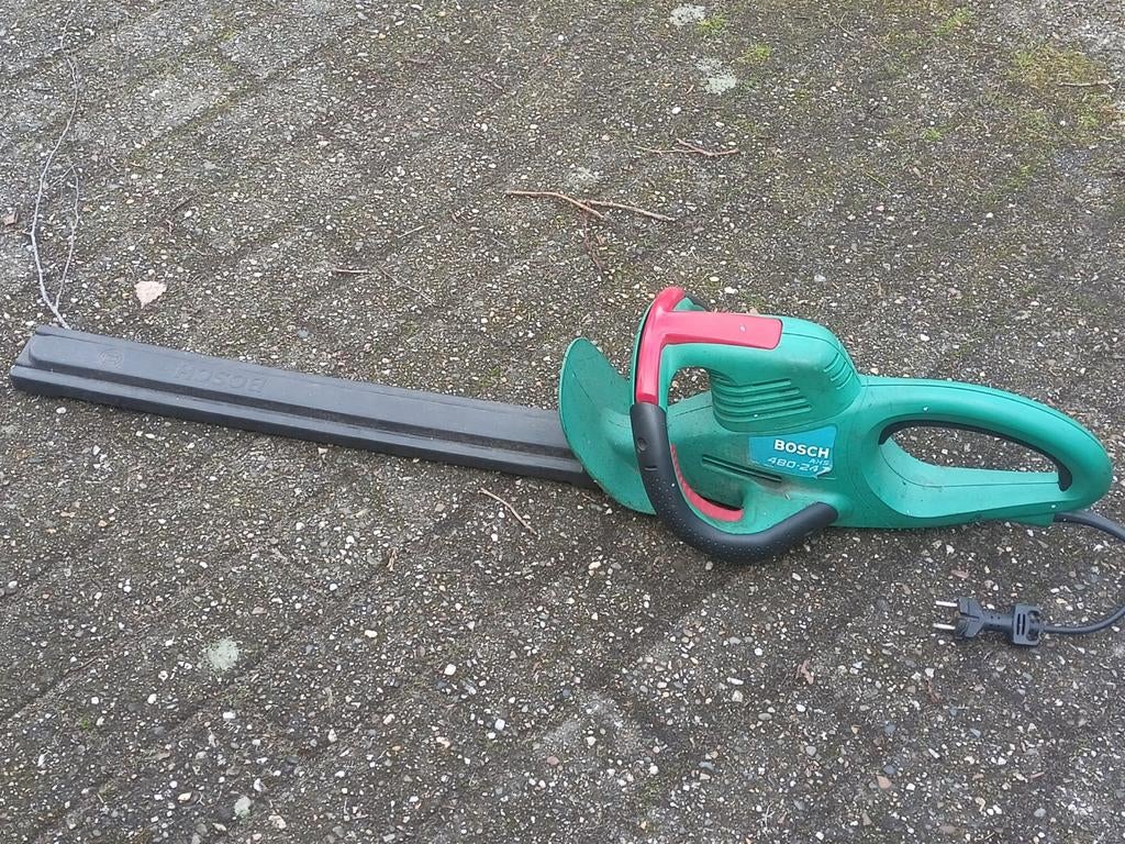 Taille-haie électrique Bosch, Enlèvement