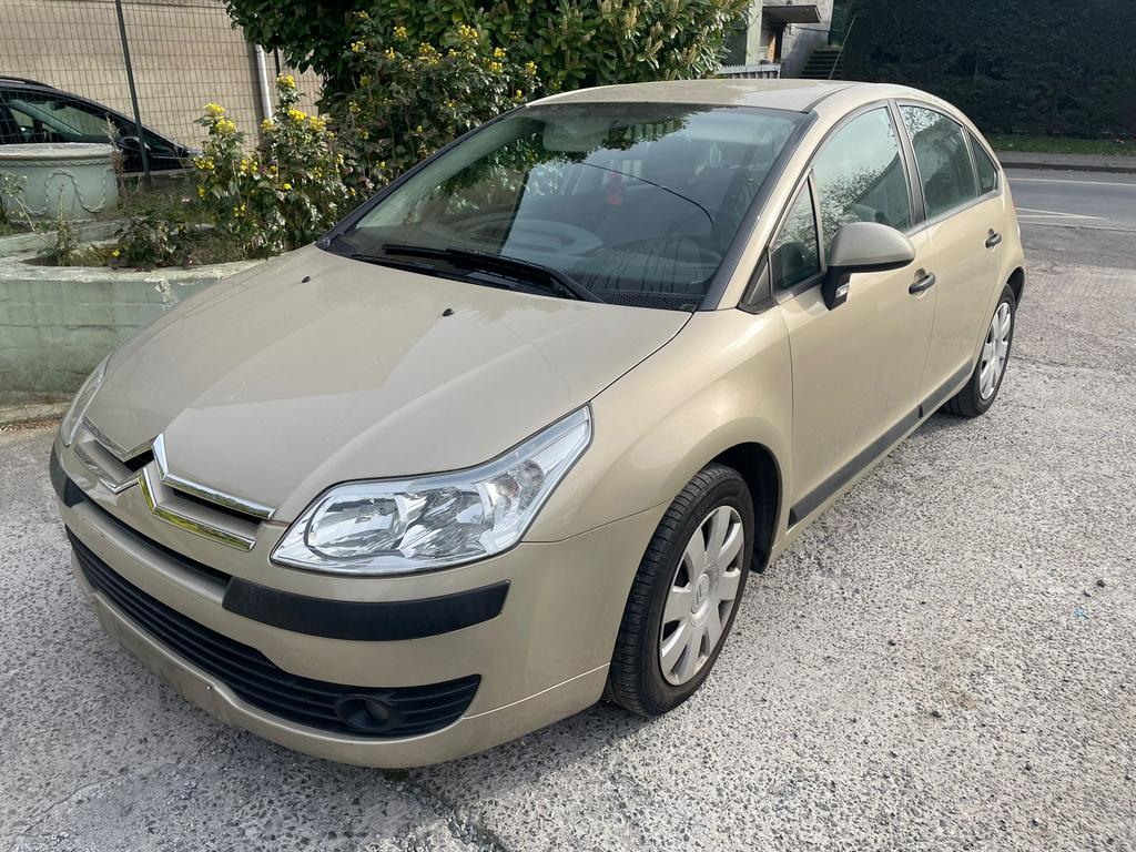 CITROËN C4 1,4cc BENZIN 2006 AIRCO 121.000KM ESSENCE, Autos, Citroën, Entreprise, C4, Essence, Berline, 5 portes, Boîte manuelle