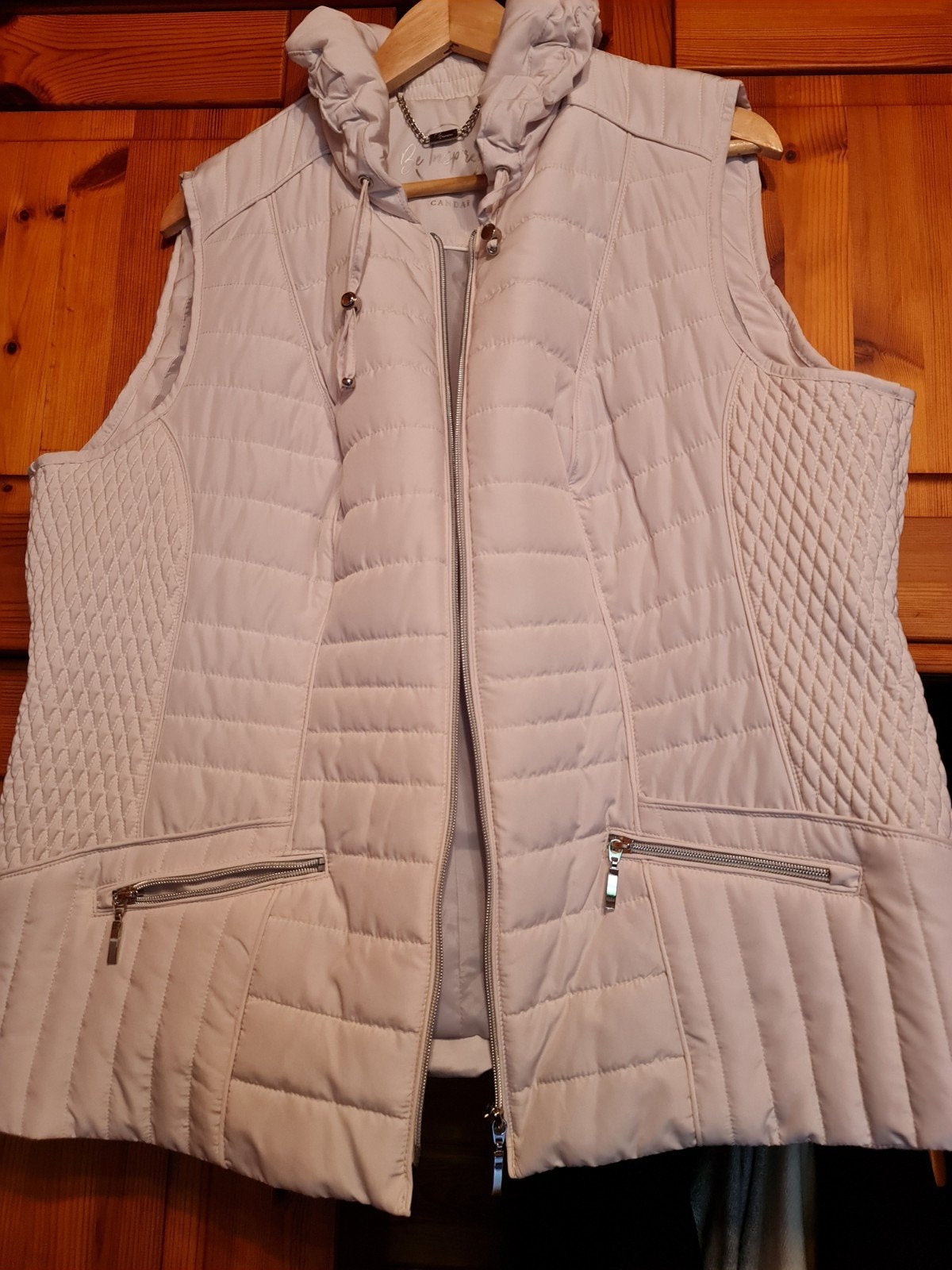 veste sans manche neuf dame, Vêtements | Femmes, Enlèvement