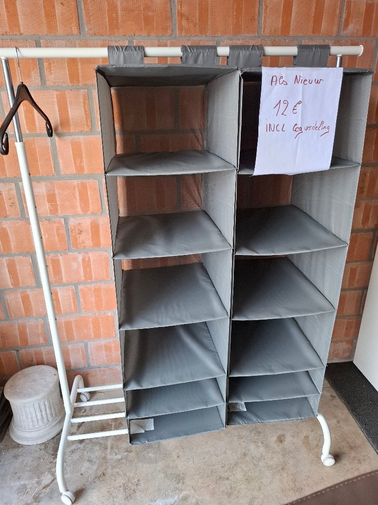 Kledingrek, Ophalen, Zo goed als nieuw