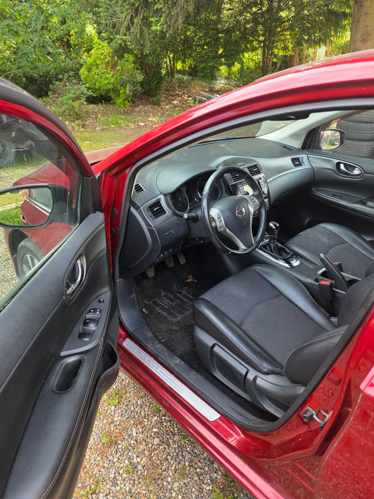 Nissan Pulsar 1200 benzine  om te herstellen, Auto's, Voorwielaandrijving, Stof, Bedrijf, 5 deurs