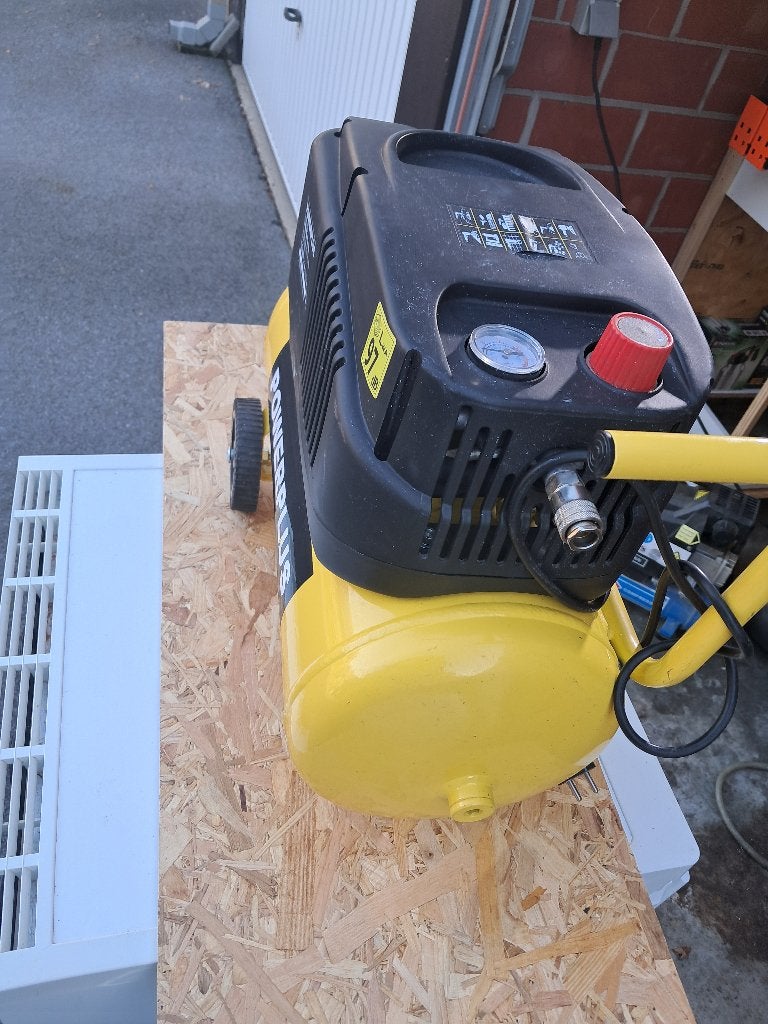 Compressor nieuw, Doe-het-zelf en Bouw, Ophalen, Geluidgedempt, 10 bar of meer, Nieuw