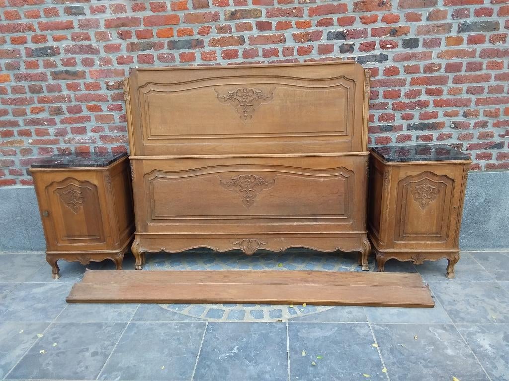 Lit et chevets, Maison & Meubles, Chambre à coucher | Lits, Enlèvement, Utilisé, Bois, 140 cm