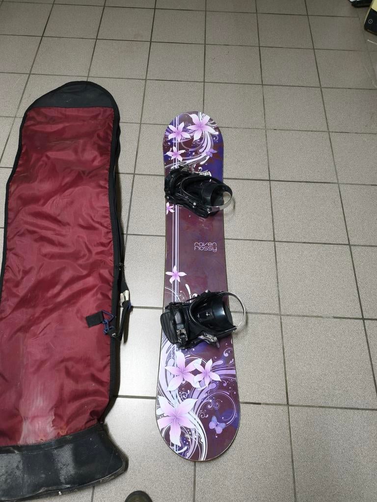 Snowboard lengte 135 plus zak en boots, Sport en Fitness, Snowboarden, Ophalen