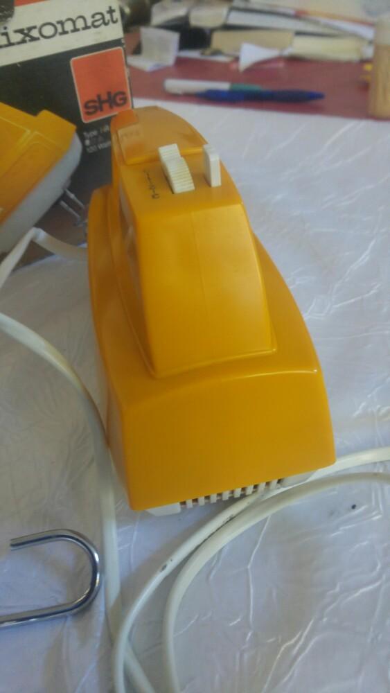 Vintage mixomat shg hr556 orange germany 120w 1960-70, Electroménager, Enlèvement ou Envoi, Comme neuf