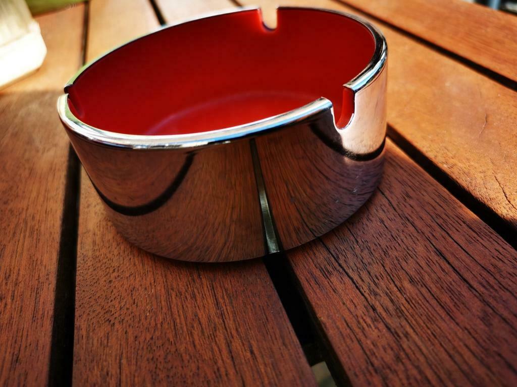 Disign asbak chroom met rode binnenzijde retro model 70's, Ophalen of Verzenden, Nieuw, Asbak