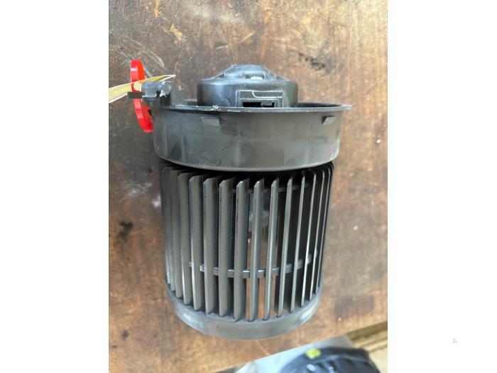 Moteur de ventilation chauffage d'un Nissan Qashqai, Autos : Pièces & Accessoires, Enlèvement ou Envoi, Stationsweg 5
7395SB  Teuge