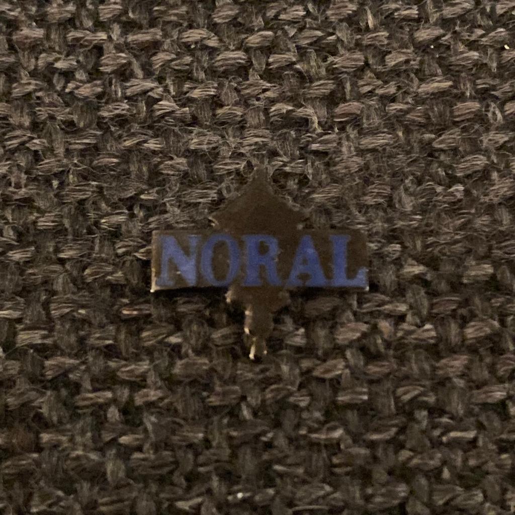 PIN - NORAL, Verzenden, Gebruikt, Overige onderwerpen, Speldje of Pin