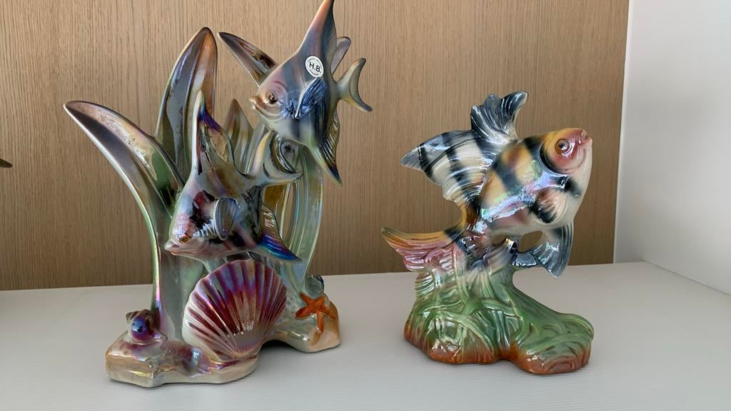 Twee vis sculpturen H Bequet polychrome, Antiek en Kunst, Ophalen
