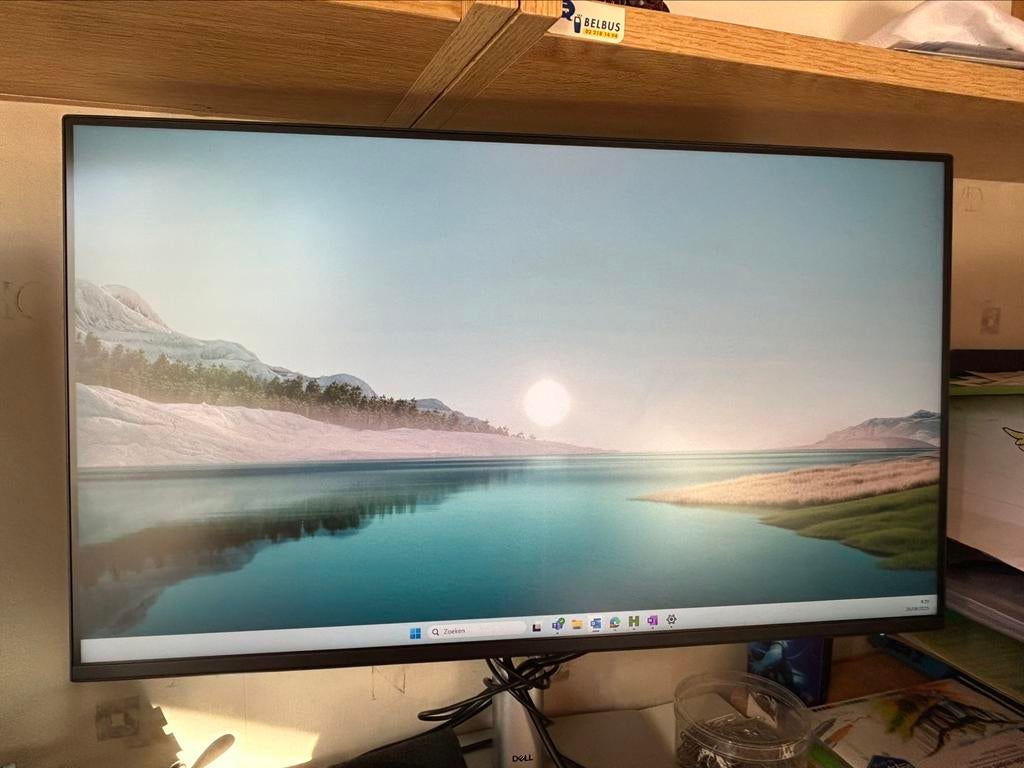 Monitor Dell P2425H 24inch, Ophalen, Zo goed als nieuw, DisplayPort, In hoogte verstelbaar