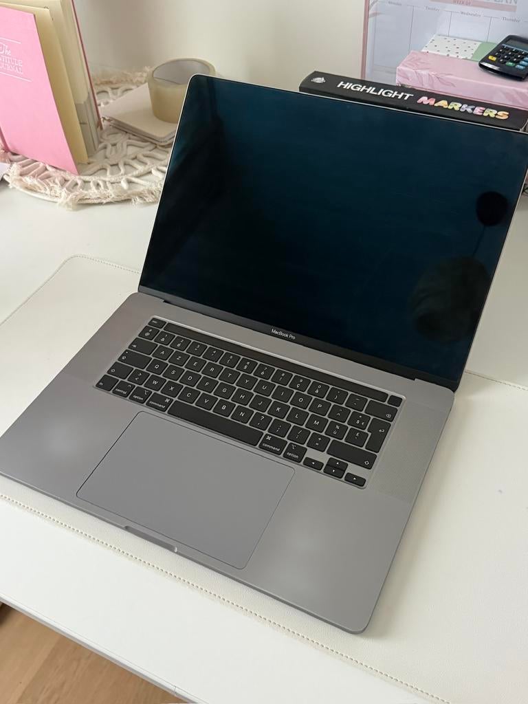 Macbook Pro 16” - 2019 - 2,3ghz i9 - 1tb - Space Gray, Computers en Software, Apple Macbooks, MacBook Pro, 1 TB of meer, 2 tot 3 Ghz