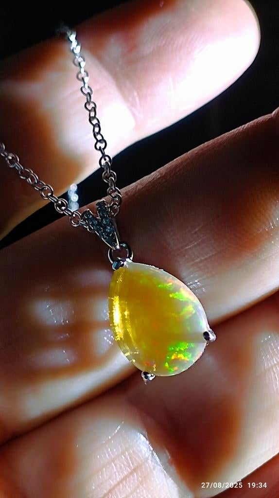 Sterling zilveren hanger met grote Ethiopische opaal, Nieuw, Ophalen of Verzenden, Met edelsteen, Zilver