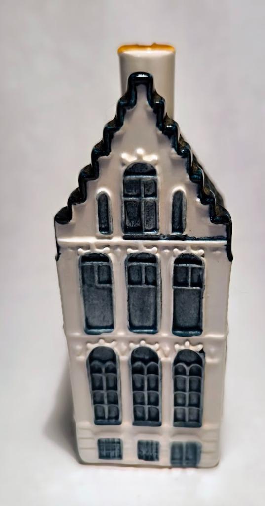 KLM huisje nr. 52 Herengracht 415 in Amsterdam, Ophalen