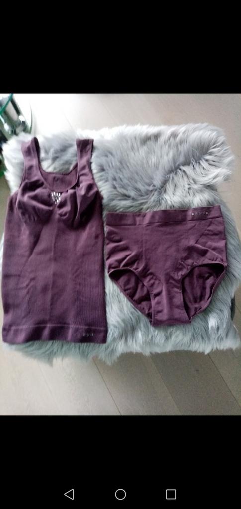 Slips et slips correcteurs pour la peau du corps, neufs, Enlèvement ou Envoi, Slip