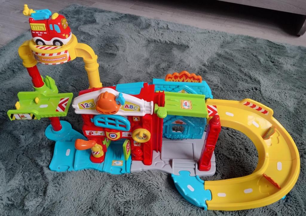 Brandweerkazerne Toet Toet Auto's, Kinderen en Baby's, Speelgoed | Vtech, Ophalen, Gebruikt, 2 tot 4 jaar