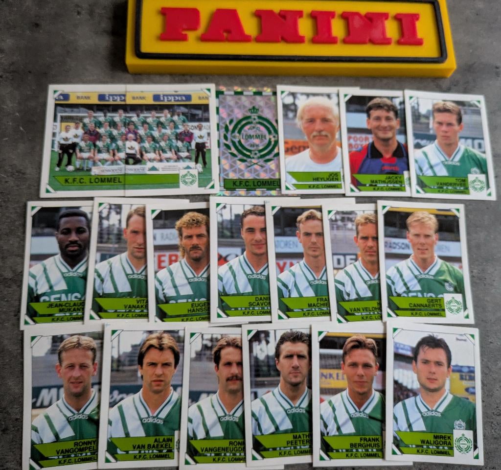AUTOCOLLANTS PANINI FOOTBALL 95 19 1995 FC LOMMEL FOOTBALL, Envoi, Neuf