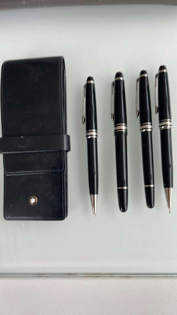 Montblanc pennenset x4 + lederen houder, Ophalen, Zo goed als nieuw, Balpen